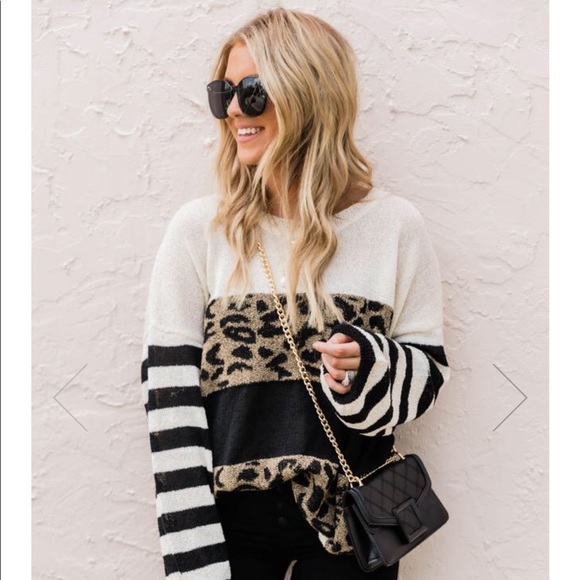 Living My Best Style x Pink Lily Leopard Sweater - Picture 1 of 3